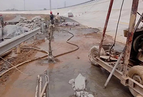 保定公路钻孔施工